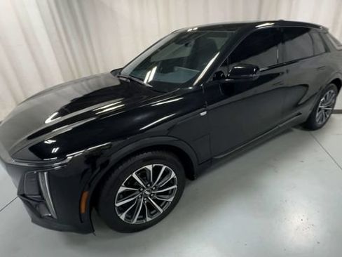 Certified 2024 Cadillac Lyriq Sport AWD/4WD image 4