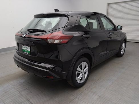 Used 2021 Nissan Kicks S FWD image 9