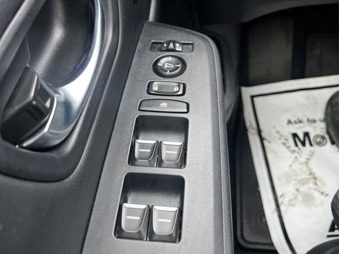 Used 2025 Honda Pilot Touring image 34