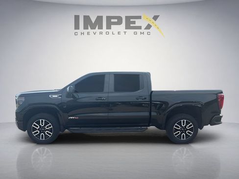 Used 2025 GMC Sierra 1500 AT4 w/ Technology Package AWD/4WD image 2
