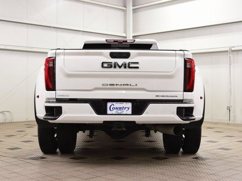 Used 2024 GMC Sierra 3500 Denali Ultimate image 7