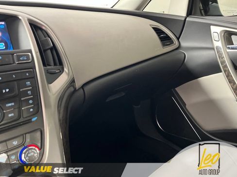 Used 2015 Buick Verano FWD image 22