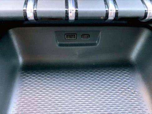 Used 2026 GMC Terrain Elevation image 34