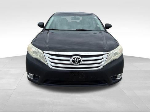 Used 2011 Toyota Avalon Limited FWD image 9