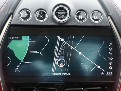 Used 2022 Aston Martin DBX image 14