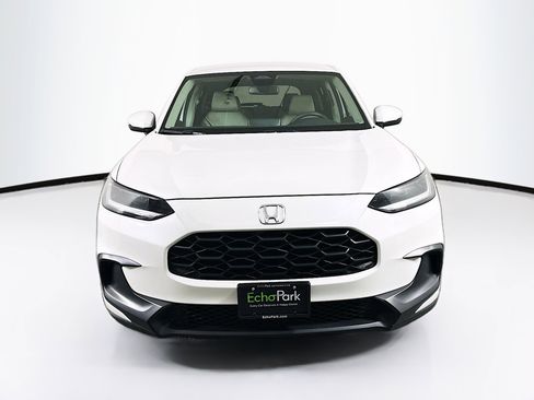 Used 2025 Honda HR-V LX image 2