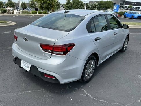 Used 2018 Kia Rio LX FWD image 2