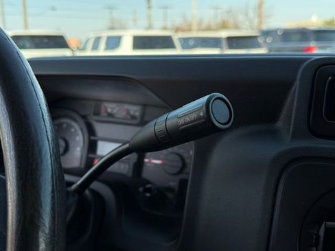 Used 2014 Ford E-250 and Econoline 250 image 14