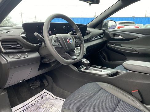 Used 2026 Buick Envista Preferred image 9