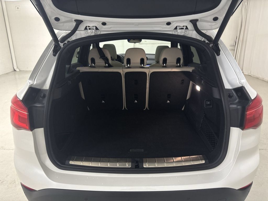 Used 2022 BMW X1 xDrive28i AWD/4WD image 27