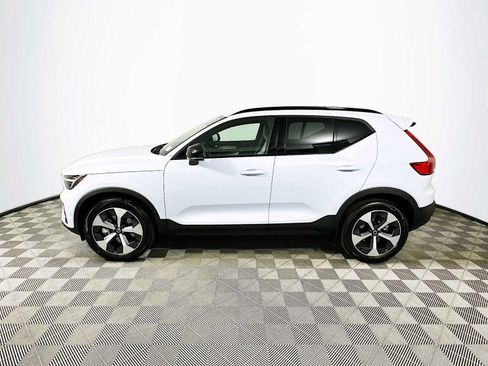 New 2026 Volvo XC40 B5 Plus w/ Protection Package Premier image 4