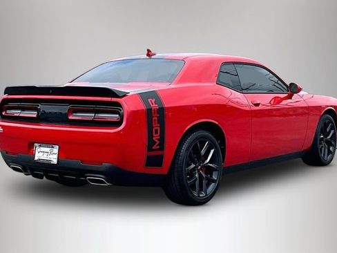 Used 2023 Dodge Challenger SXT w/ Plus Package image 5