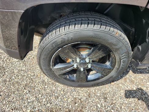 Used 2015 Jeep Patriot Sport w/ Power Value Group FWD image 24