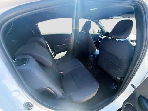 Used 2021 Honda HR-V Sport image 27