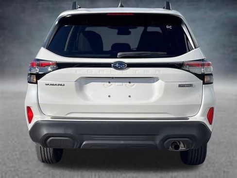 New 2025 Subaru Forester Premium image 20