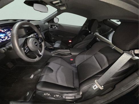 Used 2025 Nissan Z Sport w/ Floor Mat Package RWD image 5