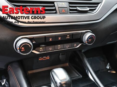 Used 2024 Nissan Altima 2.5 SR FWD image 20