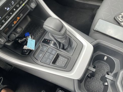 Used 2024 Toyota RAV4 XLE w/ Convenience Package AWD/4WD image 21