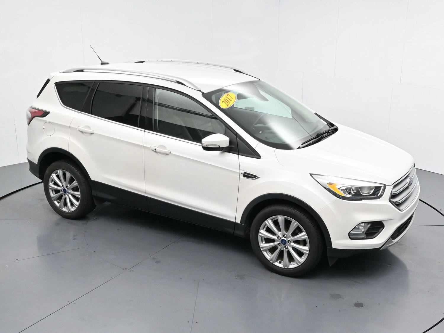 Used 2017 Ford Escape Titanium FWD image 41
