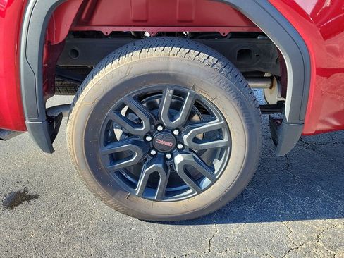 Used 2024 GMC Sierra 1500 Elevation w/ LPO, Elevation Black Package image 7