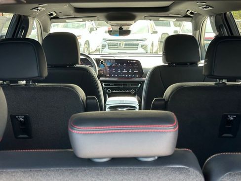 New 2026 Chevrolet Traverse Z71 image 9