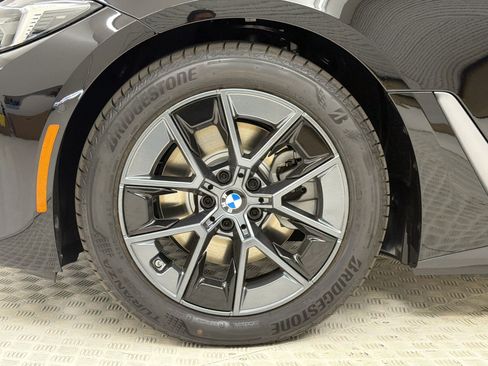 New 2026 BMW i4 eDrive40 w/ Parking Assistance Package RWD image 13