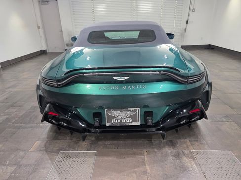 Used 2026 Aston Martin V8 Vantage S image 24