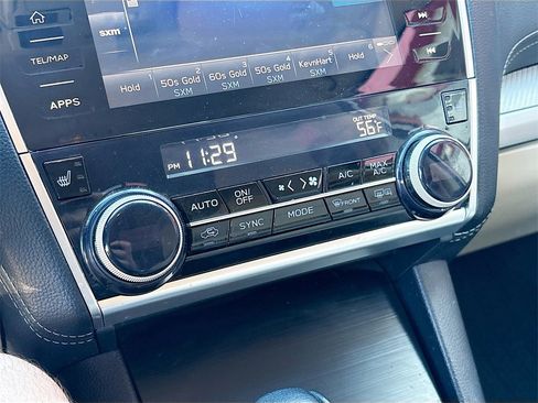 Used 2018 Subaru Outback 2.5i Premium image 15