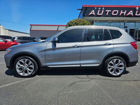 Used 2017 BMW X3 xDrive28i AWD/4WD image 2