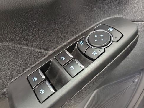 Certified 2025 Ford Escape Platinum image 16