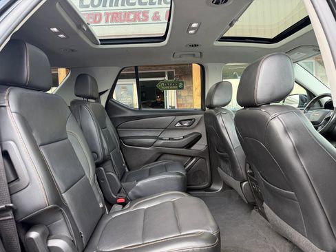 Used 2019 Chevrolet Traverse LT w/ LT Premium Package image 22