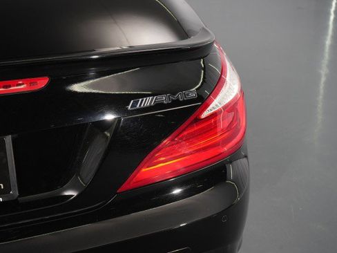 Used 2014 Mercedes-Benz SL 550 image 22