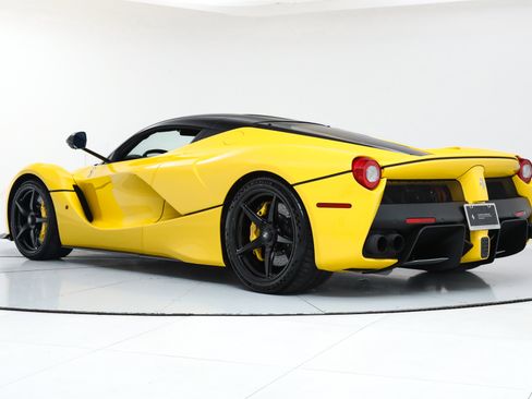 Used 2014 Ferrari LaFerrari image 7