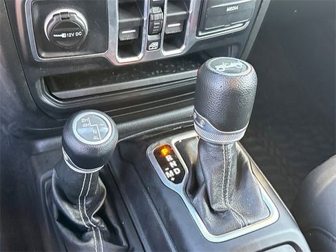 Used 2019 Jeep Wrangler Unlimited Sahara w/ Safety Group image 30