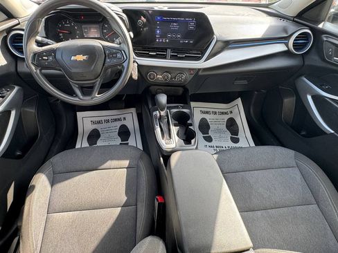 Used 2024 Chevrolet Trax LS w/ Driver Confidence Package FWD image 15