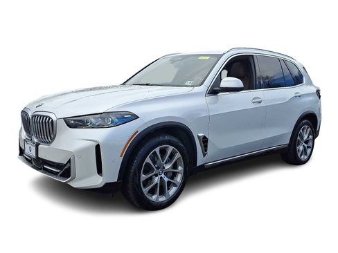 Certified 2024 BMW X5 xDrive40i w/ Premium Package image 3