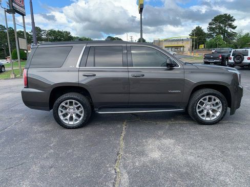 Used 2020 GMC Yukon SLT w/ Open Road Package AWD/4WD image 4