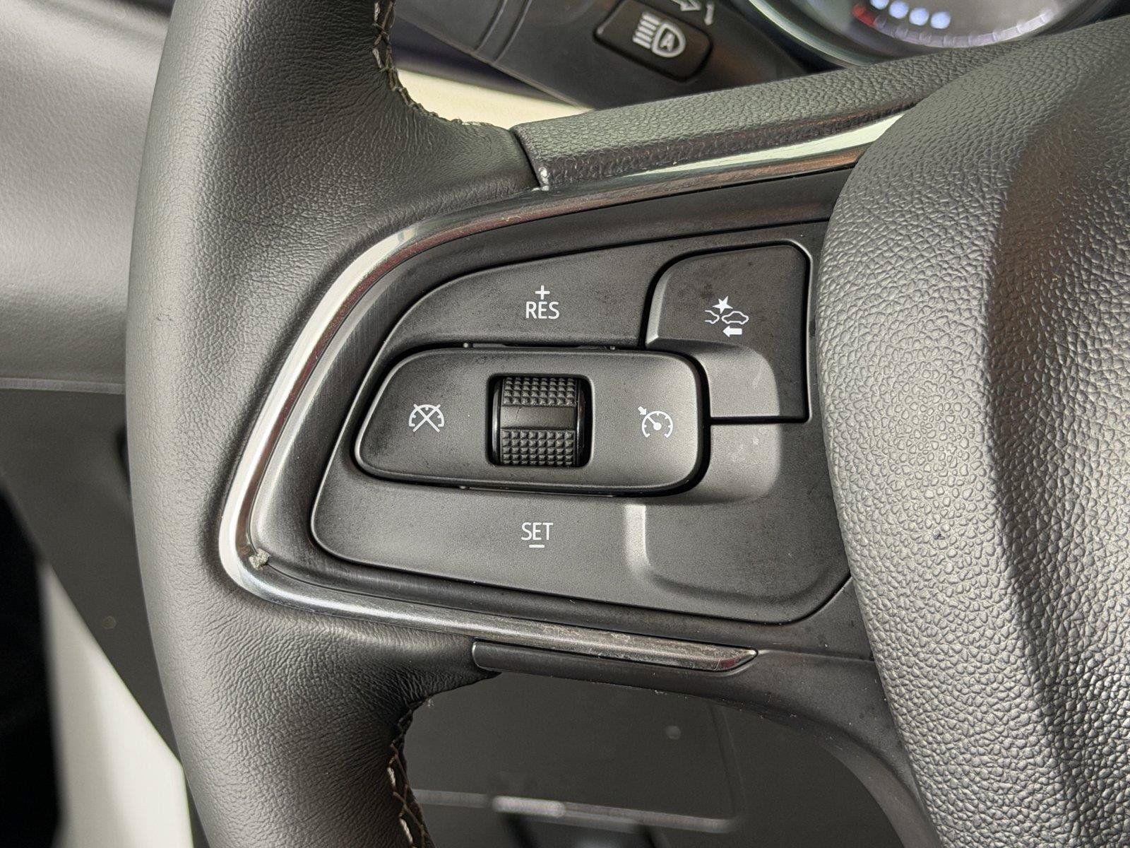 Certified 2023 Buick Encore GX Select FWD image 23