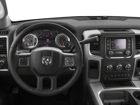 Certified 2016 RAM 2500 Big Horn AWD/4WD image 7
