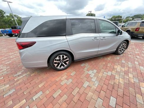 Certified 2025 Honda Odyssey EX-L image 35