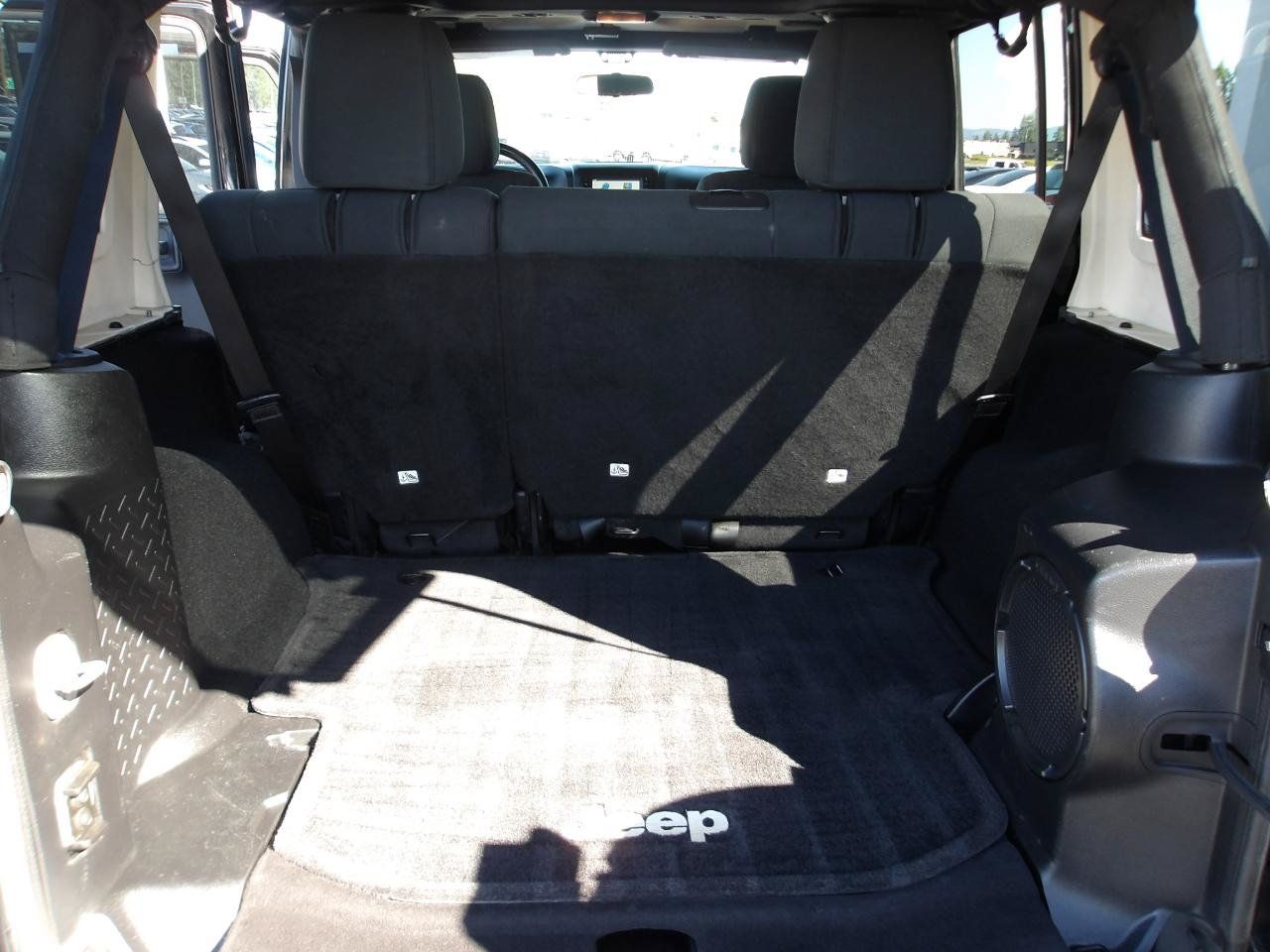 Used 2011 Jeep Wrangler Unlimited Rubicon w/ Dual Top Group AWD/4WD image 11