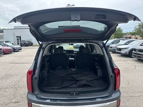 Certified 2024 Kia Telluride S w/ S Sunroof Package AWD/4WD image 12