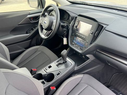 Certified 2025 Subaru Impreza 2.0i image 12