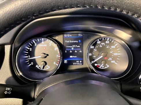 Used 2019 Nissan Rogue SV w/ Premium Package AWD/4WD image 26