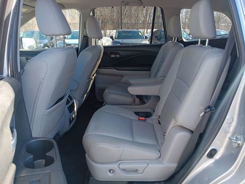 Used 2020 Honda Pilot Touring image 26