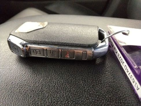 Used 2023 Kia K5 GT-Line image 41