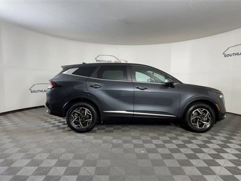 Certified 2023 Kia Sportage LX image 9