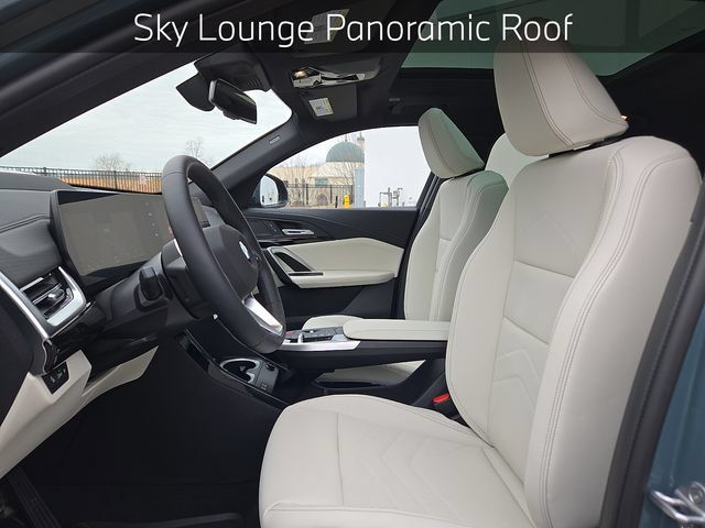 Certified 2026 BMW X2 xDrive28i w/ Technology Package AWD/4WD image 8