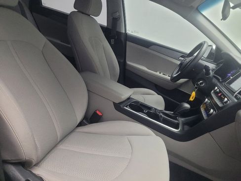 Used 2018 Hyundai Sonata SE FWD image 21