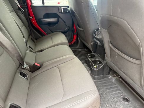 Used 2020 Jeep Gladiator Sport w/ Quick Order Package 24S AWD/4WD image 14